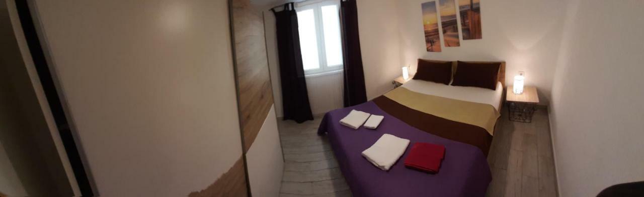 Apartmani Klaric ซาดาร์ ภายนอก รูปภาพ