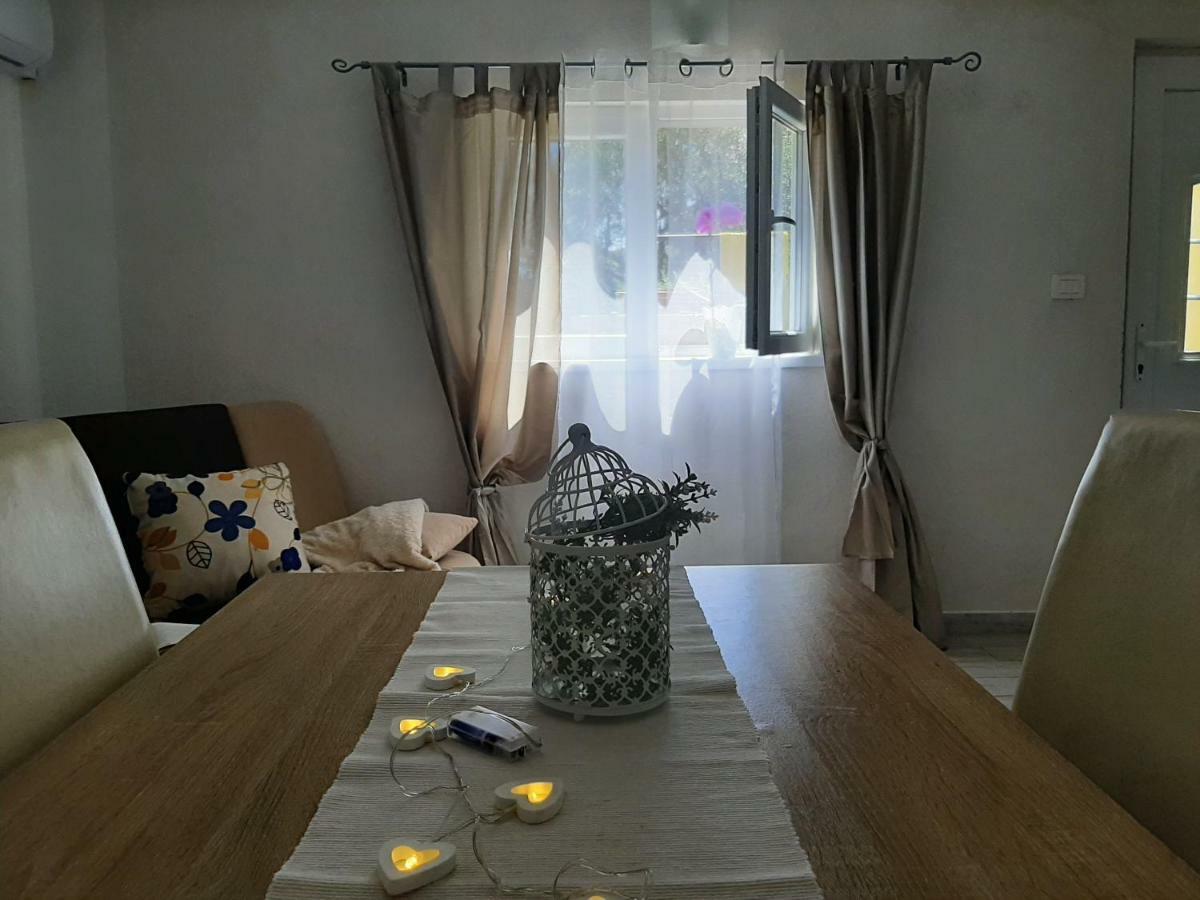 Apartmani Klaric ซาดาร์ ภายนอก รูปภาพ